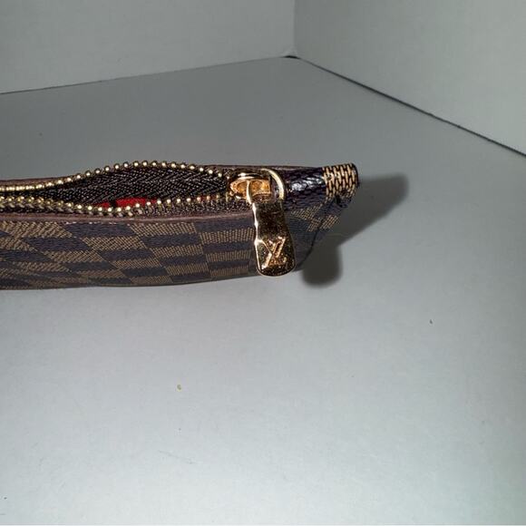 LOUIS VUITTON leather bag add on designer monogram wallet (small) - Picture 4 of 4